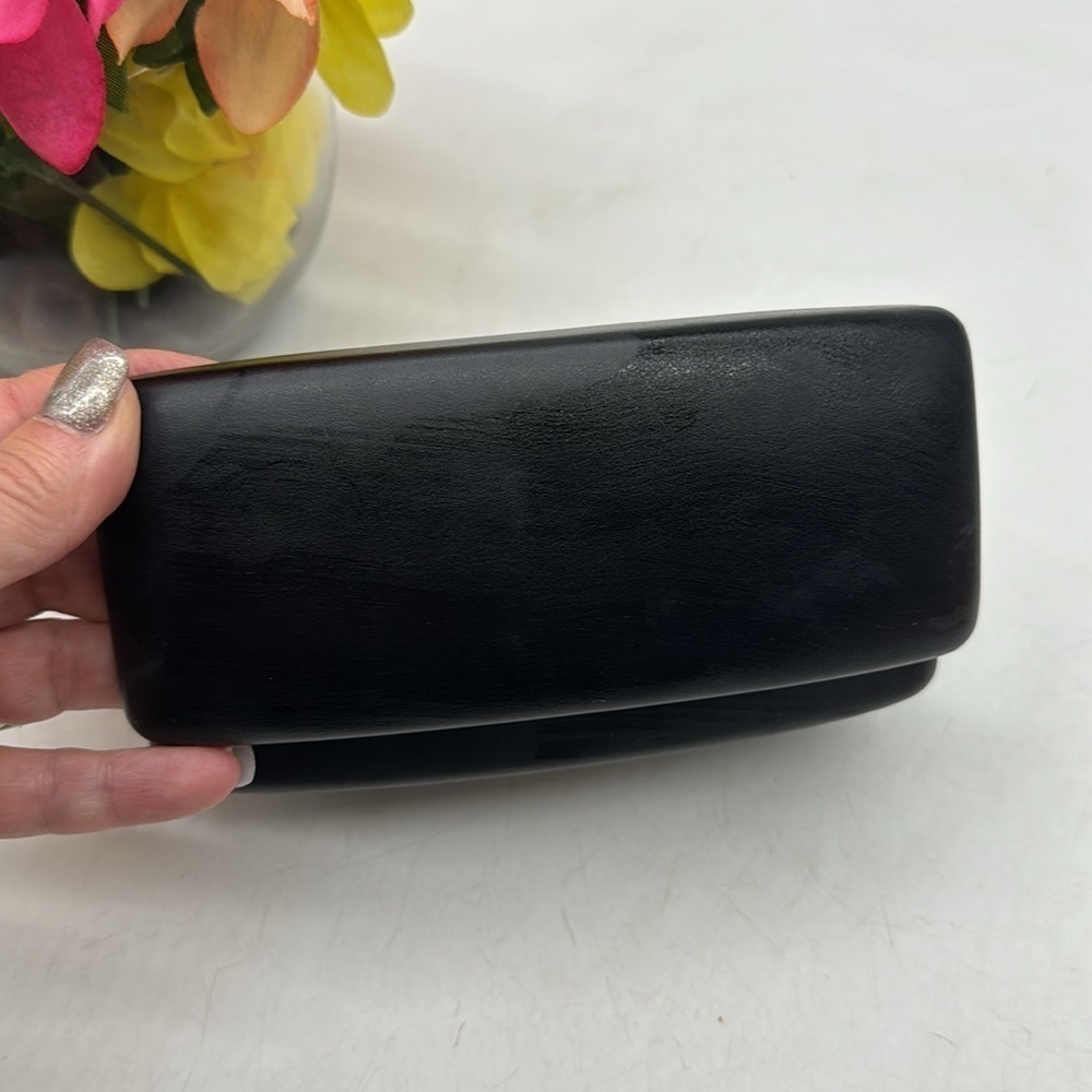 Versace Black Eyeglass Case with branded microfiber cleaning cloth - Picture 5 of 7